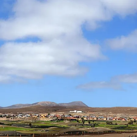 아파트 Penthouse With Sea, Golf And Mountain Views 칼레타데푸스테
